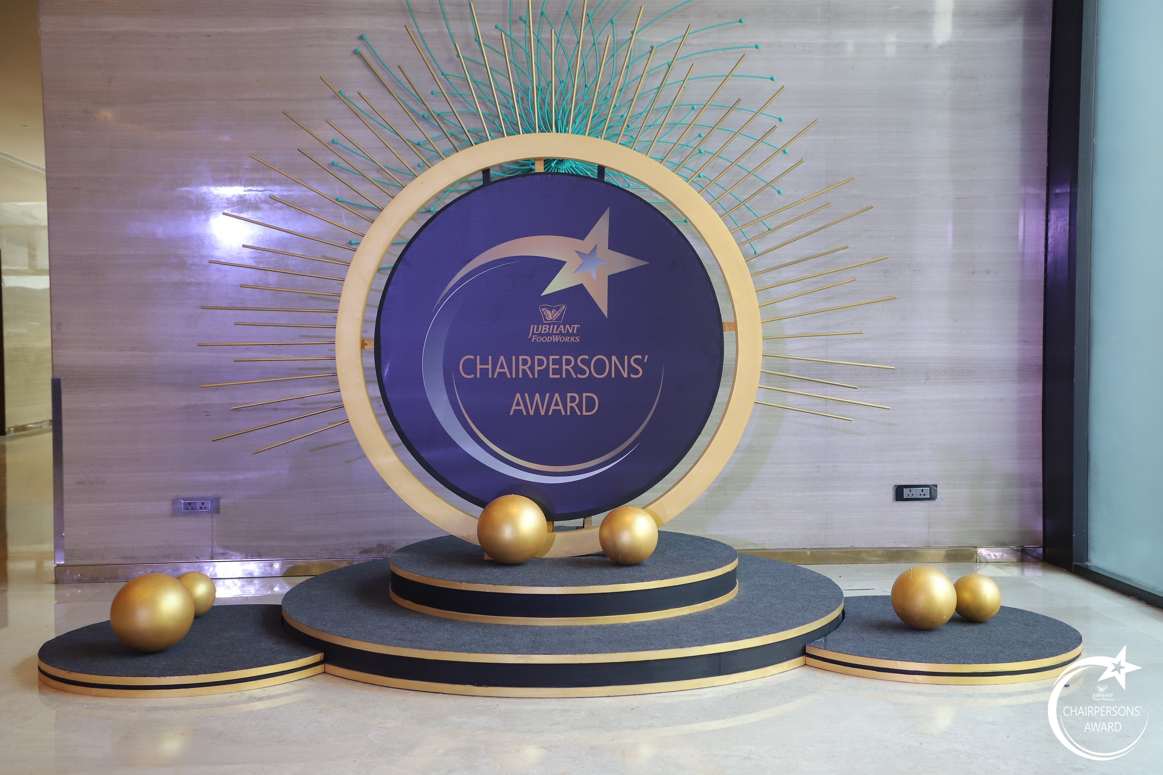 Sunburst moment installation featuring the Jubilant FoodWorks Chairpersons' Award crest
